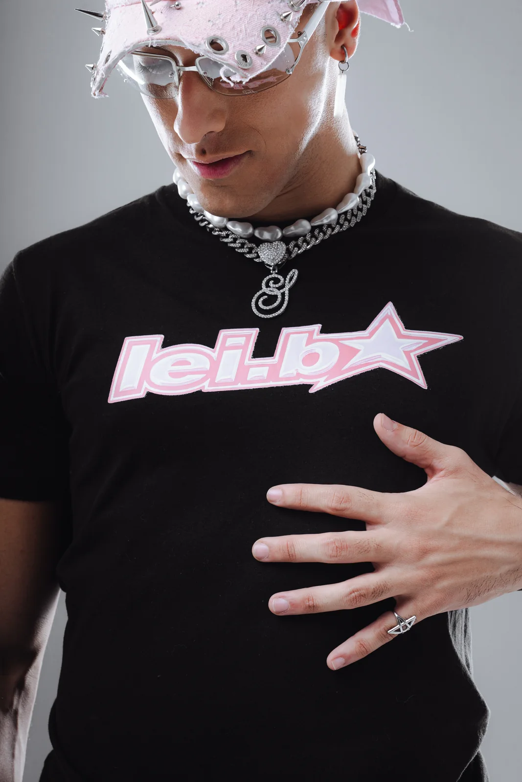 REMERA SLIM NEGRA — 4