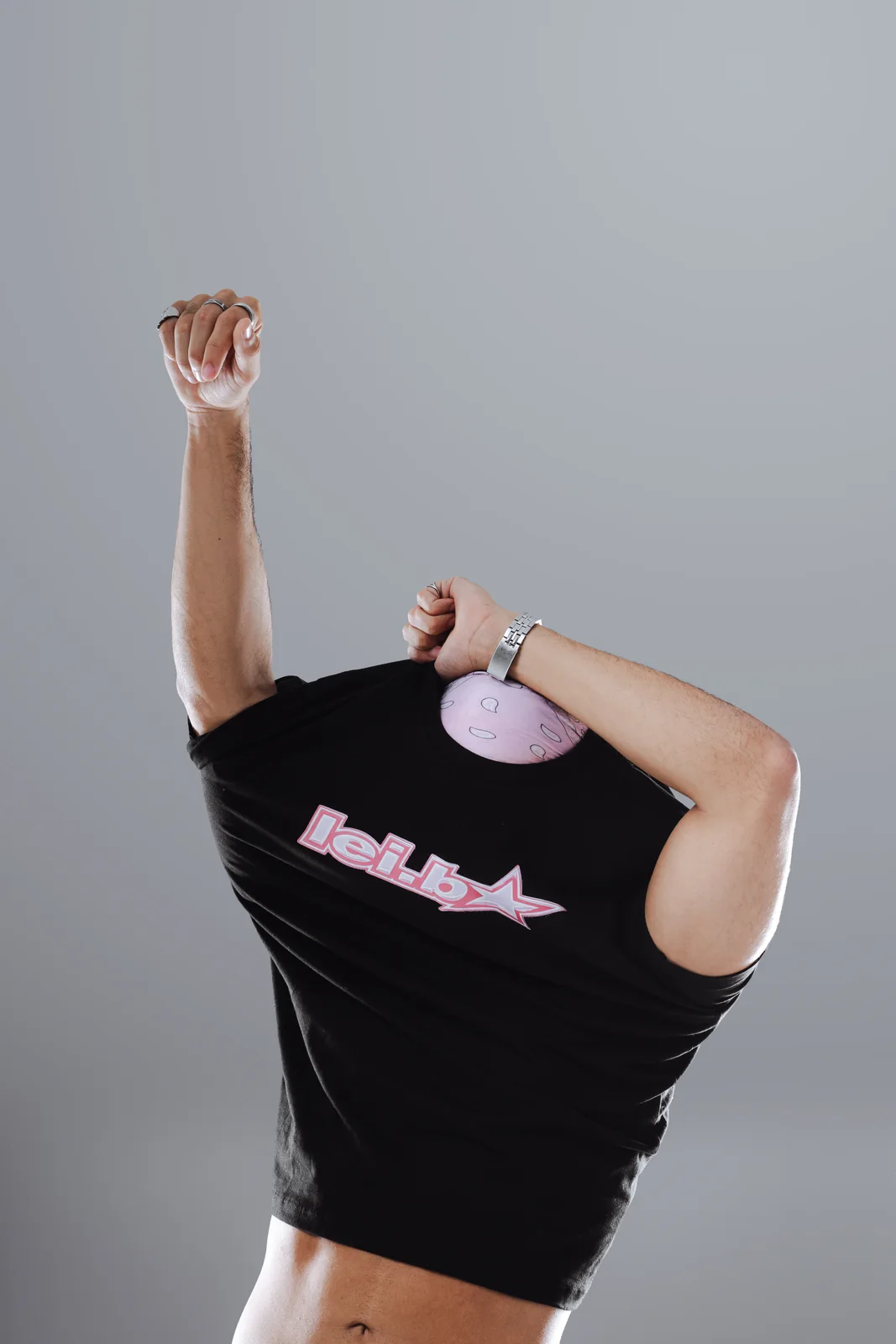 REMERA SLIM NEGRA — 3